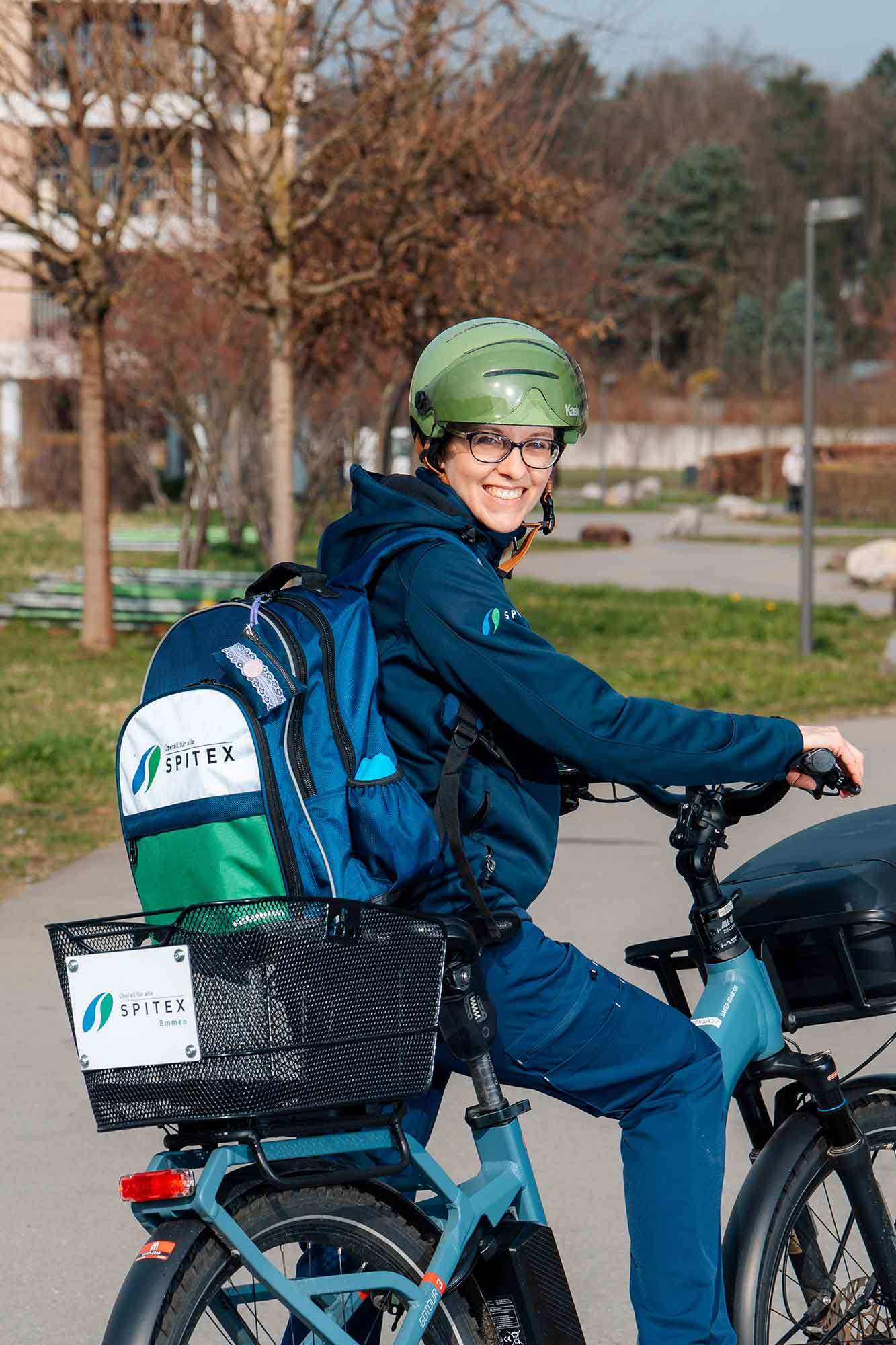 Spitex Emmen unterwegs Fahrrad